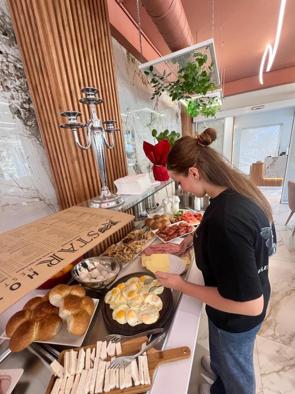 Apartment Star & Restaurant